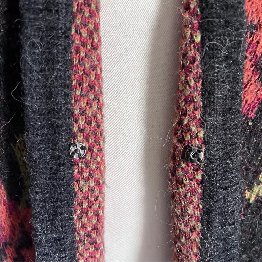 Free People Flower Power Boho Knit Cardigan Sz LARGE Wool Alpaca Blend Red Black - Picture 6 of 15